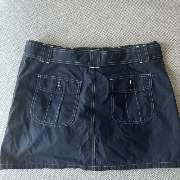 #85 West Coast Connection Dark navi mini skirt / skort with pockets - Picture 2 of 4